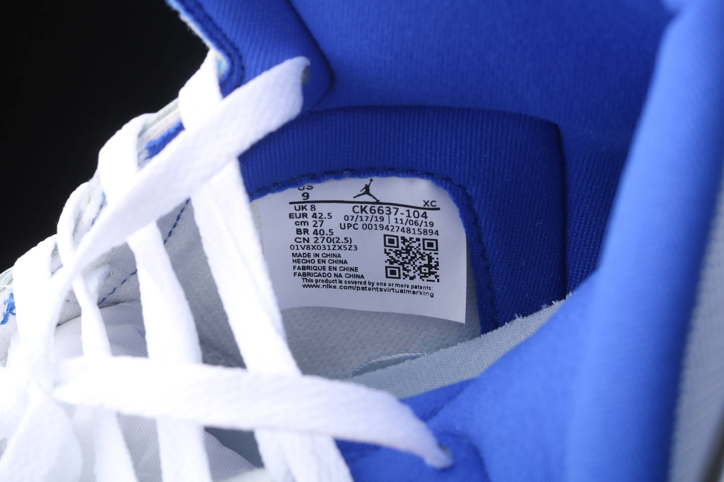 All categories Air Jordan Jordan series basketball shoes Air Jordan 1 High pure original version Air Jordan 1 High Zoom R2T AJ1 Joe 1 white gray blue patent leather gradient crystal bottom CK6637-104